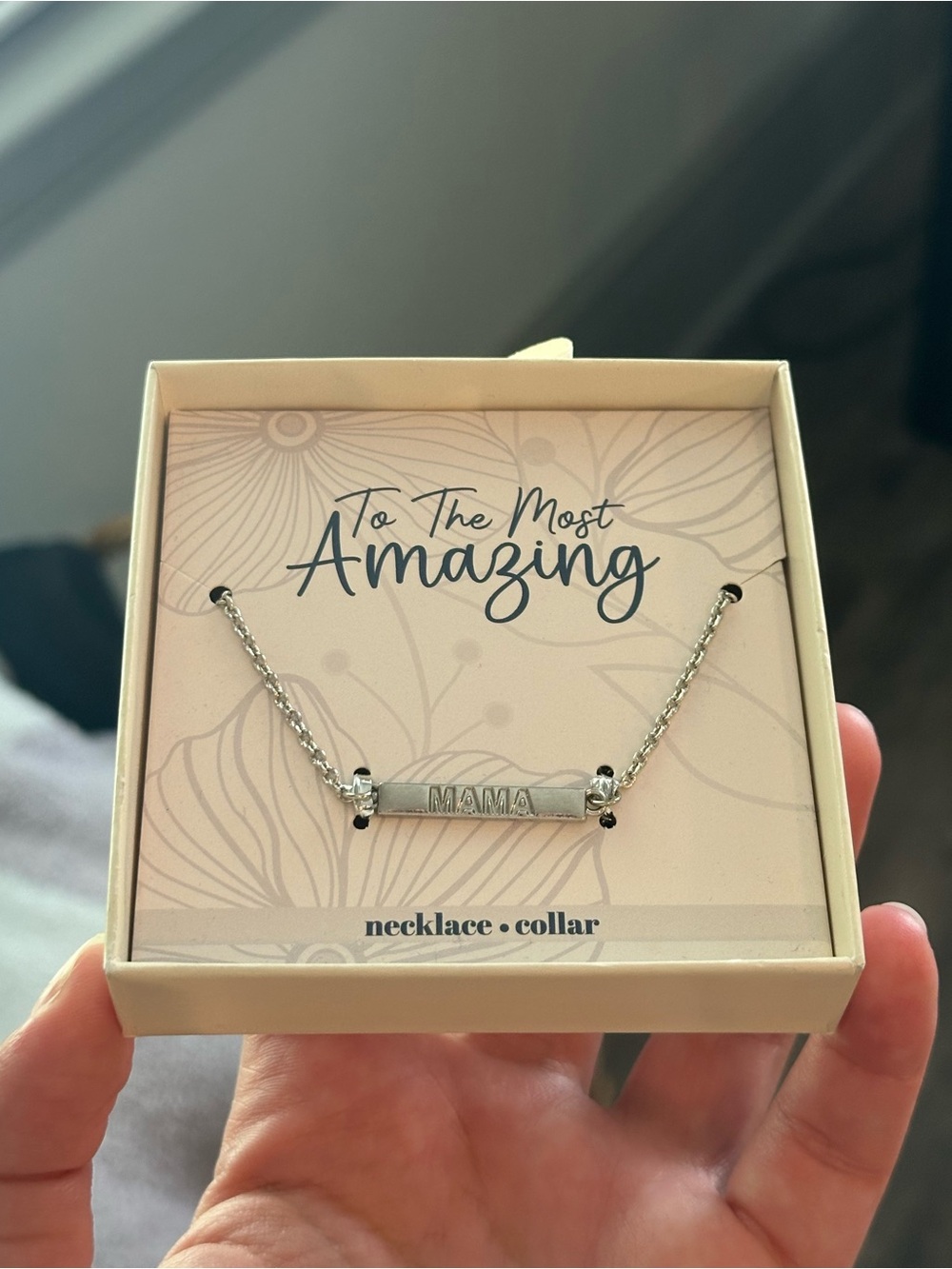 Mama Necklace